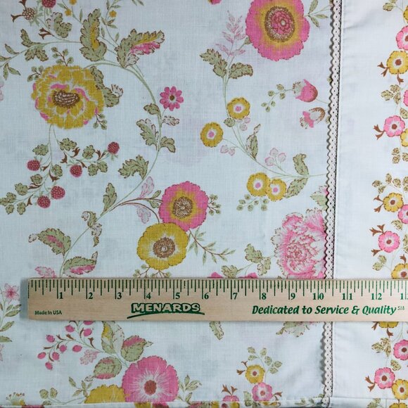 Pair Vtg Ely & Walker Muslin Pillowcases Floral Rose Raspberry Cream Cottagecore - Picture 2 of 8